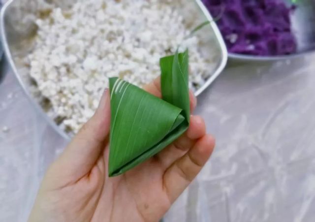 高端拉床,專用機床,內(nèi)拉床,外拉床,數(shù)控機床,自動化生產(chǎn)線,工業(yè)機器人