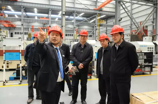 高端拉床,專用機床,內(nèi)拉床,外拉床,數(shù)控機床,自動化生產(chǎn)線,工業(yè)機器人,拉床,拉刀,自動化