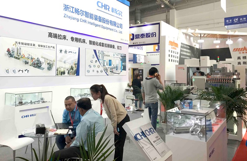 高端拉床,專用機床,內拉床,外拉床,數(shù)控機床,自動化生產線,工業(yè)機器人,拉床,拉刀,自動化