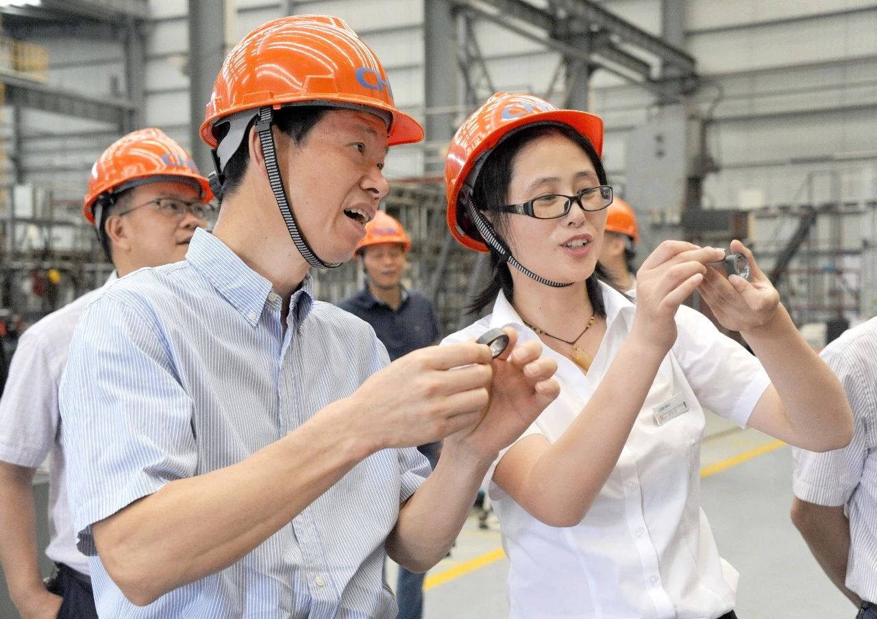 高端拉床,專用機床,內(nèi)拉床,外拉床,數(shù)控機床,自動化生產(chǎn)線,工業(yè)機器人,拉床,拉刀,自動化