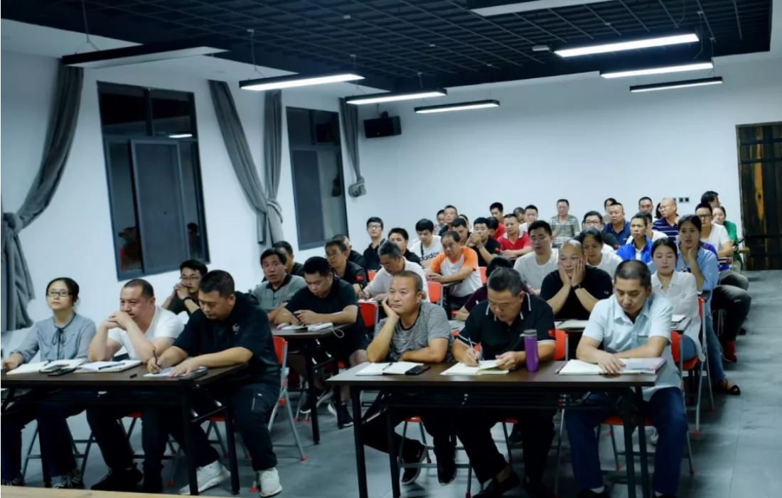 高端拉床,專用機床,內(nèi)拉床,外拉床,數(shù)控機床,自動化生產(chǎn)線,工業(yè)機器人,拉床,拉刀,自動化