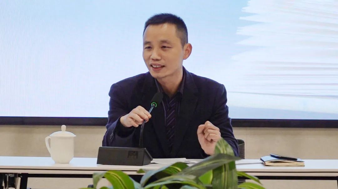 拉床,拉刀,自動化,高端拉床,專用機(jī)床,內(nèi)拉床,外拉床,數(shù)控機(jī)床,自動化生產(chǎn)線,工業(yè)機(jī)器人
