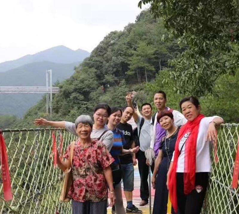 拉床,拉刀,自動(dòng)化,高端拉床,專用機(jī)床,內(nèi)拉床,外拉床,數(shù)控機(jī)床,自動(dòng)化生產(chǎn)線,工業(yè)機(jī)器人