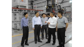 浙江省經(jīng)信委副主任鄧國(guó)強(qiáng)來企業(yè)考察